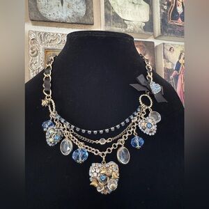Betsey Johnson Iconic Blue Heart Rhinestone Charm Ribbon Statement Necklace Rare